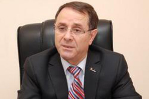 “AP “dərdimizi” çəkmək üçün dəridən-qabıqdan çıxır”