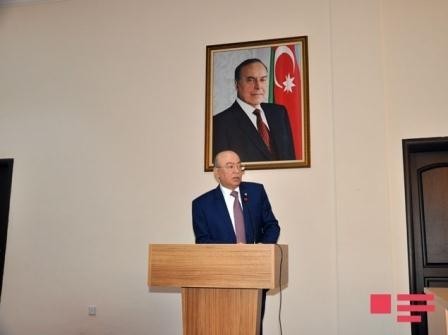 Kamaladdin Haydarov in Salyan - Photo