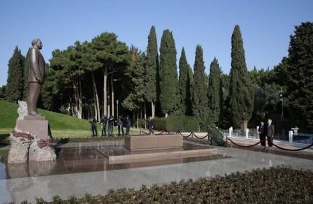 Indonesian officials visited Alley of Honor