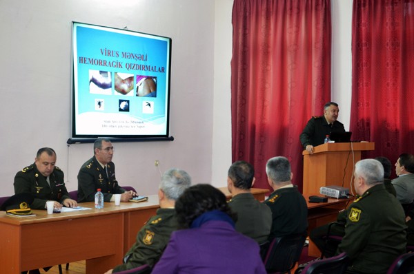 Azerbaijan`s military doctors attend conference in US