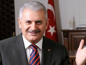 Turkish PM Binali Yildirim arrives in Baku