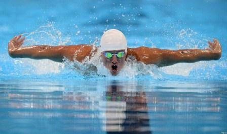 Azerbaijani swimmer grabs bronze medal