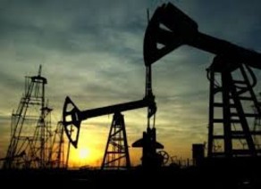 Oil prices up by 4%