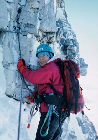 First woman to climb Everest died