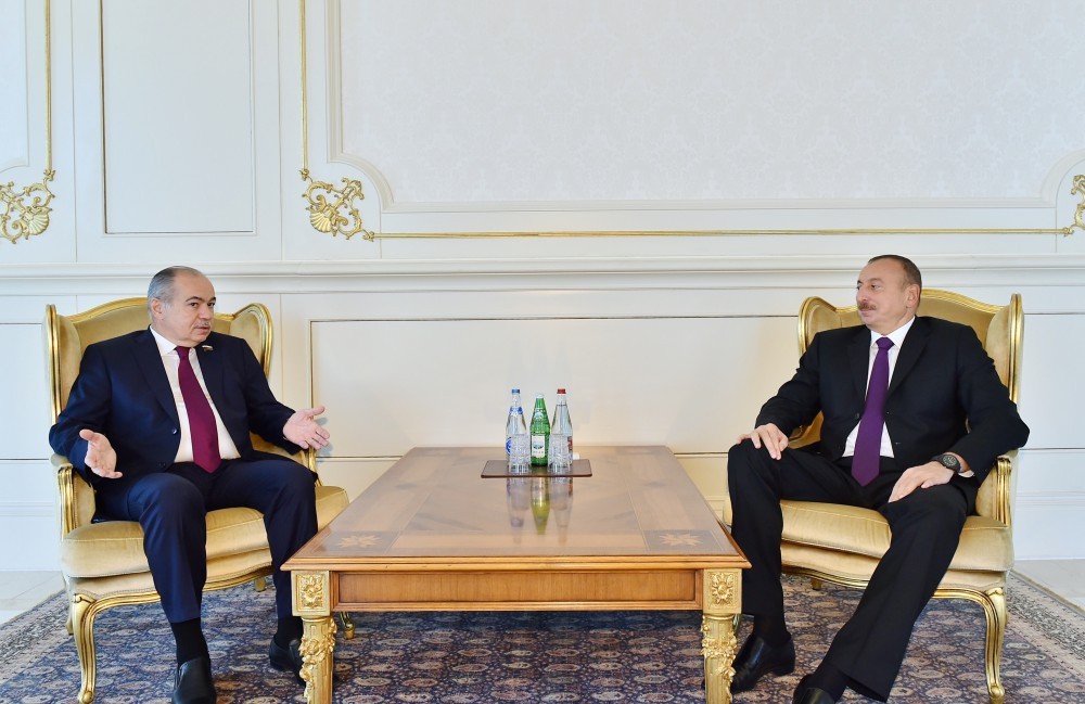 President Ilham Aliyev received Ilyas Umakhanov